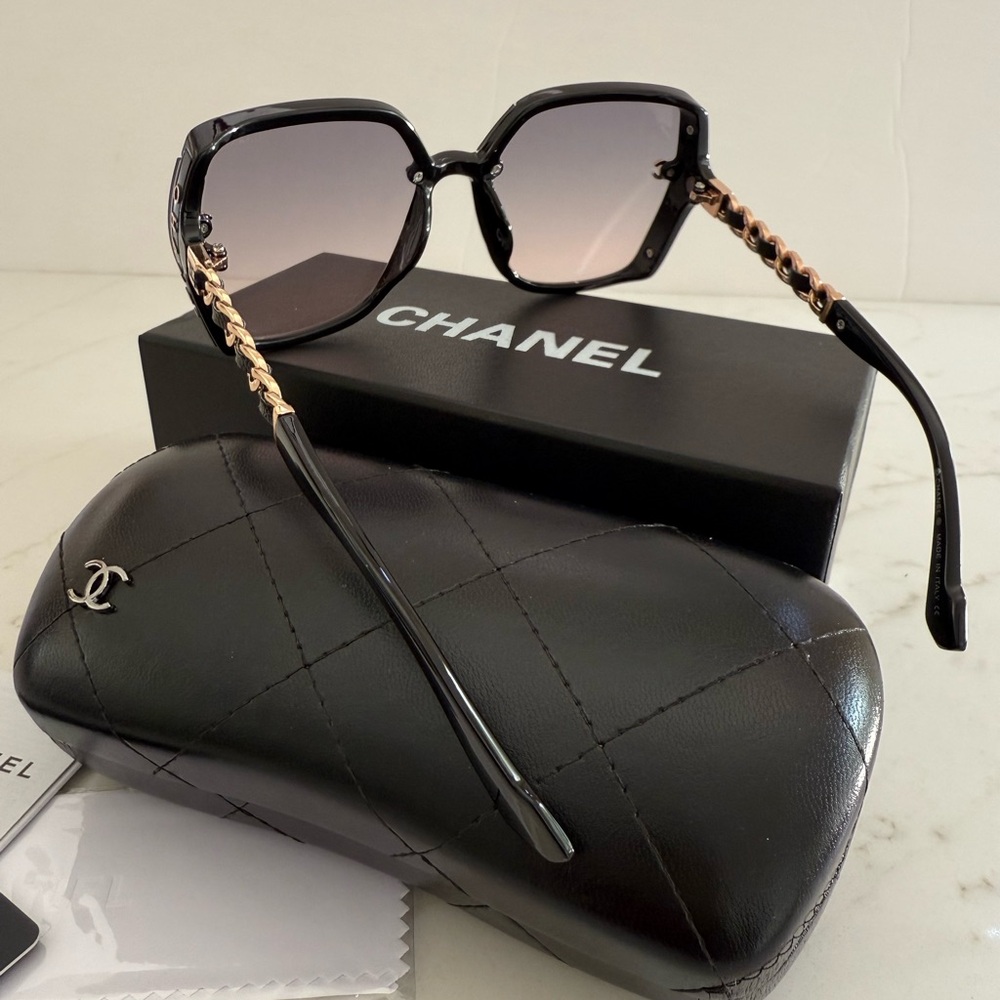 CHANEL Black and Gold Sunglasses - Picture 7 of 9